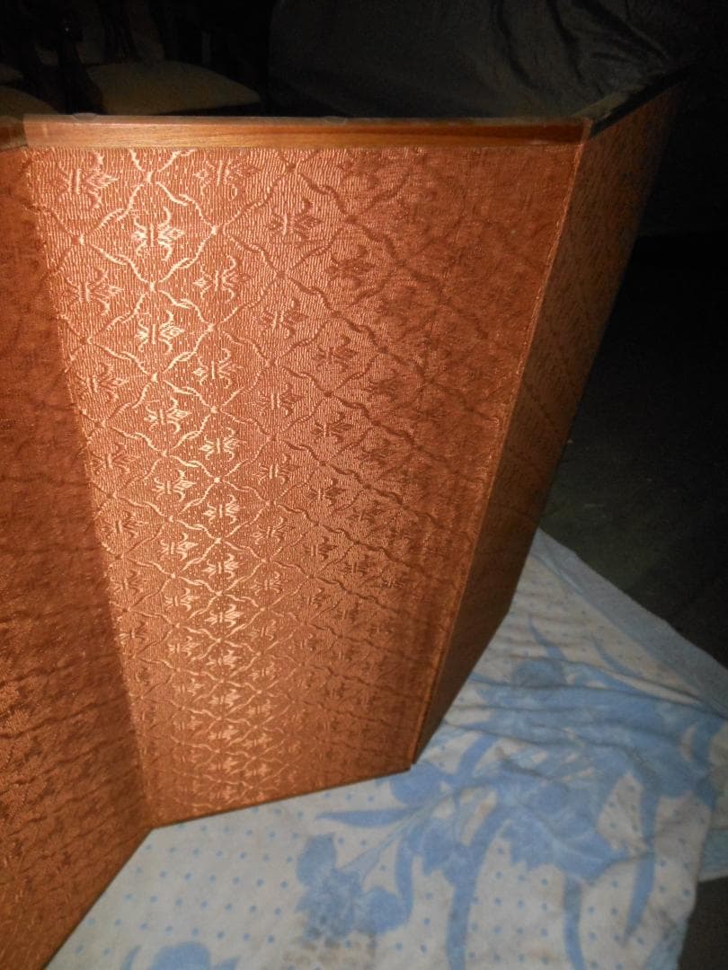 しじみん　屏風　中国絵画？　幅140㎝　高さ89㎝　(348)