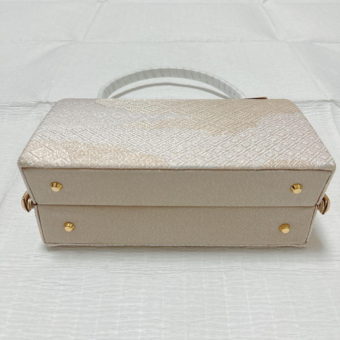 【アップルパイ⭐︎⭐︎⭐︎】神田胡蝶　和装バッグ　フォーマル　正絹　金糸　礼装