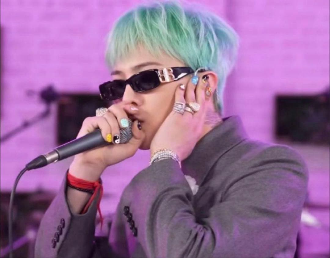 BALENCIAGA BBロゴ サングラス ブラック　(期間限定セール！)