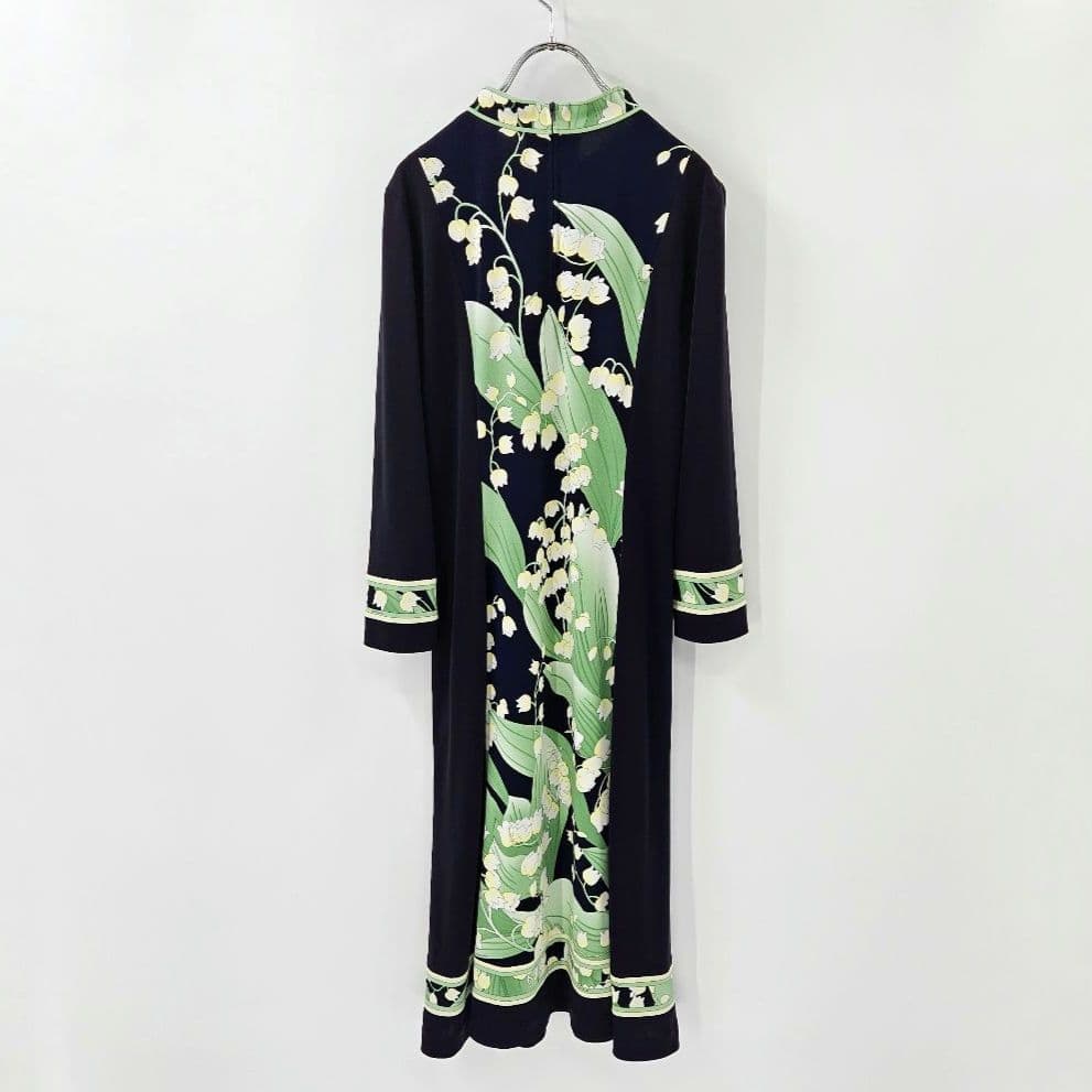 【試着のみ】レオナール　カンカン　ハイネック　ワンピース　フラワー　2023