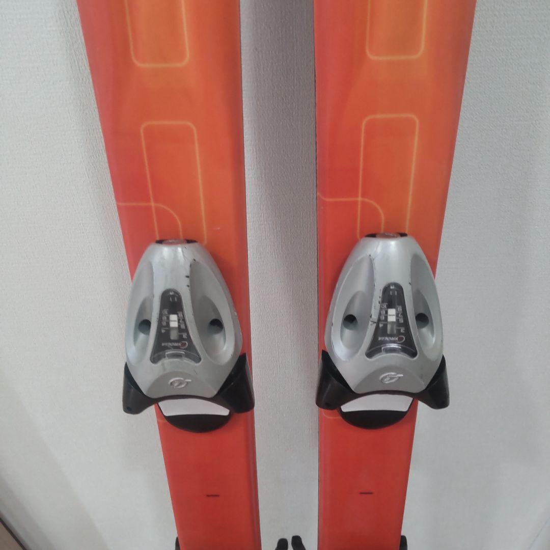 Atomic スキー板 １４８cm オレンジ色 バインディング付き
