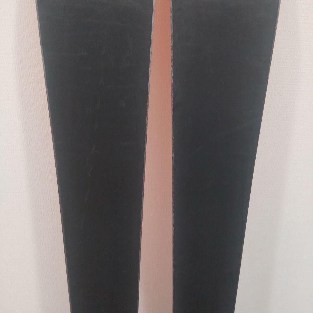 Atomic スキー板 １４８cm オレンジ色 バインディング付き