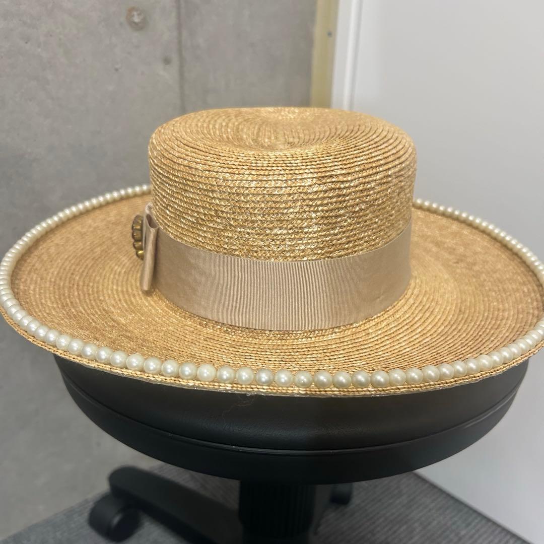 【中古美品】Gucciグッチ 麦わら帽子 ホワイトパール装飾GGロゴ