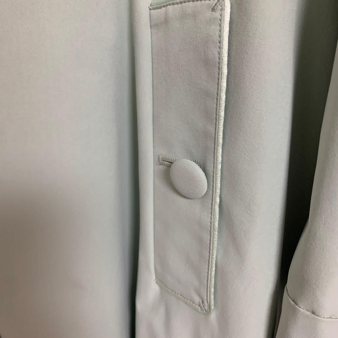 クイーンズコートラージ新品タグ付き6サイズ17号ペパーミントスプリングコート