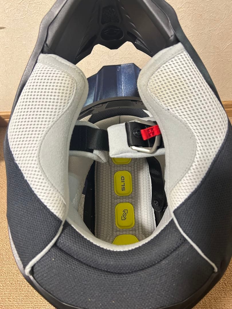 HJC i50 オフロードヘルメット　レッドブル　限定廃盤品　L モトクロス