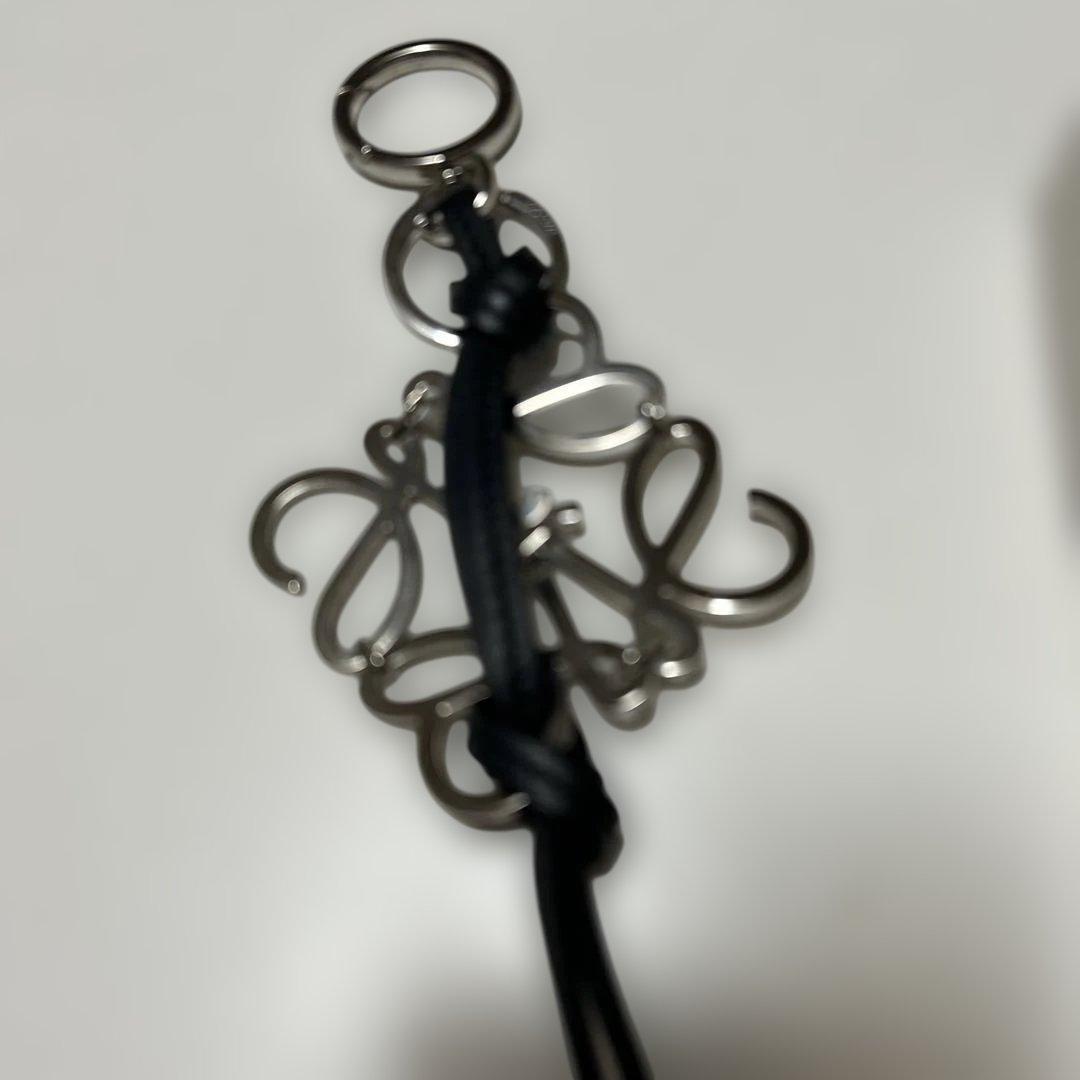 ソ*b様 LOEWE ユニークループデザインキーホルダー