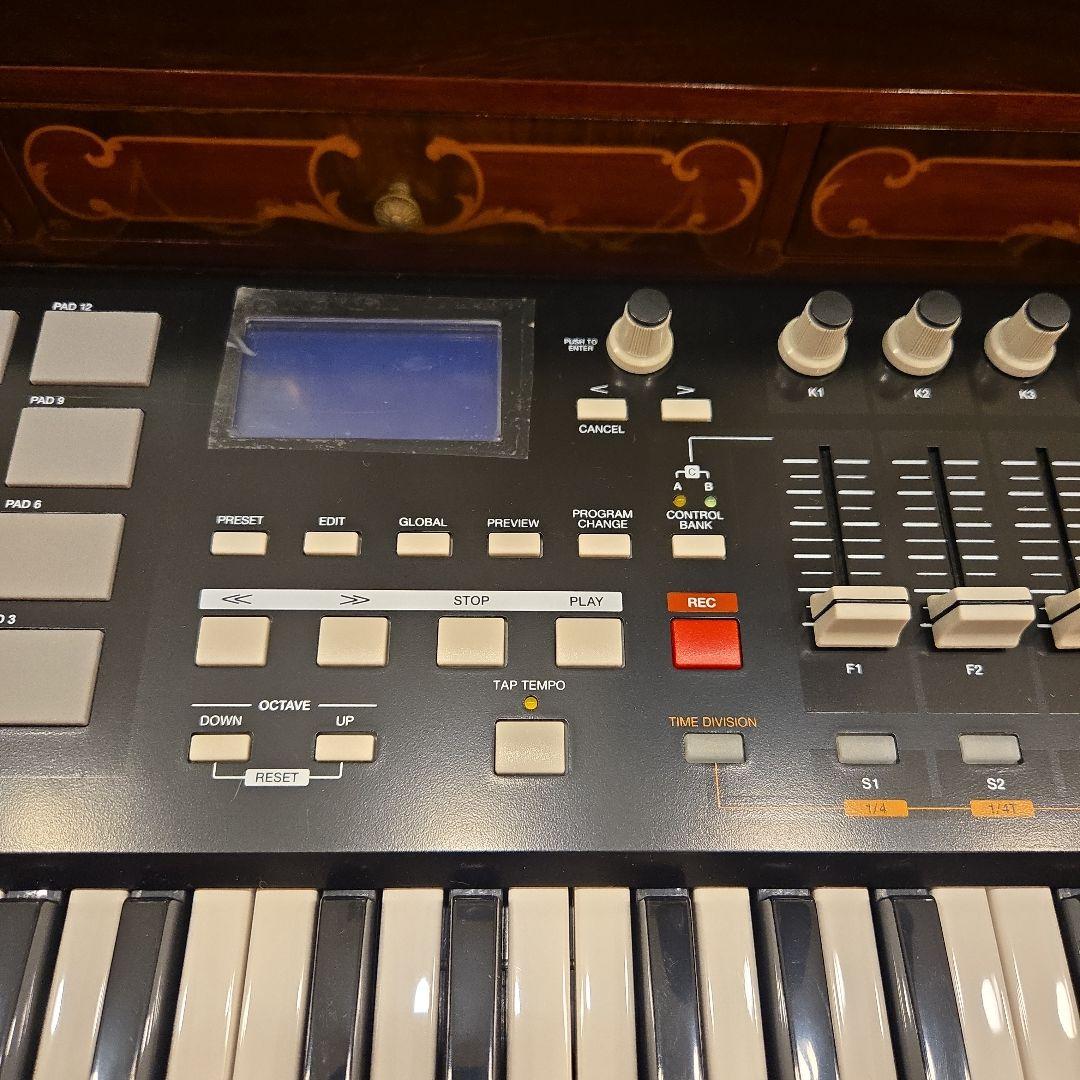 AKAI professional MPK49 MIDIキーボード