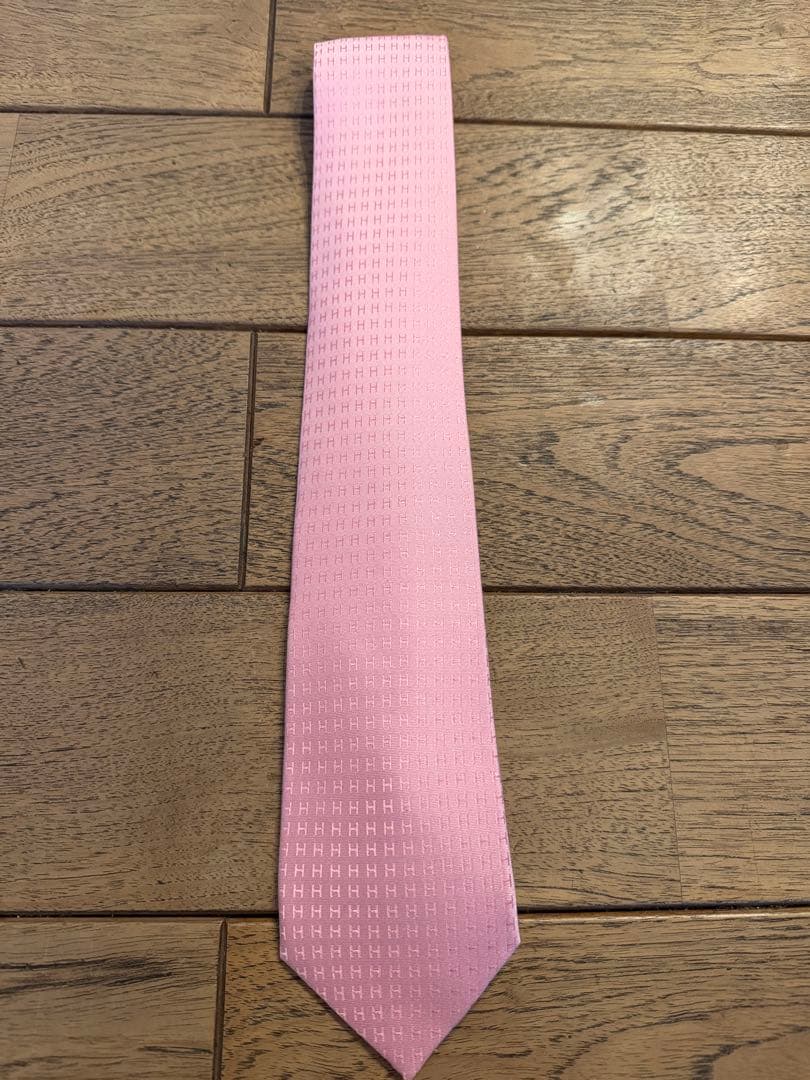 HERMES ピンクのみ　ネクタイ
