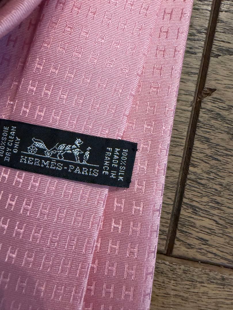 HERMES ピンクのみ　ネクタイ