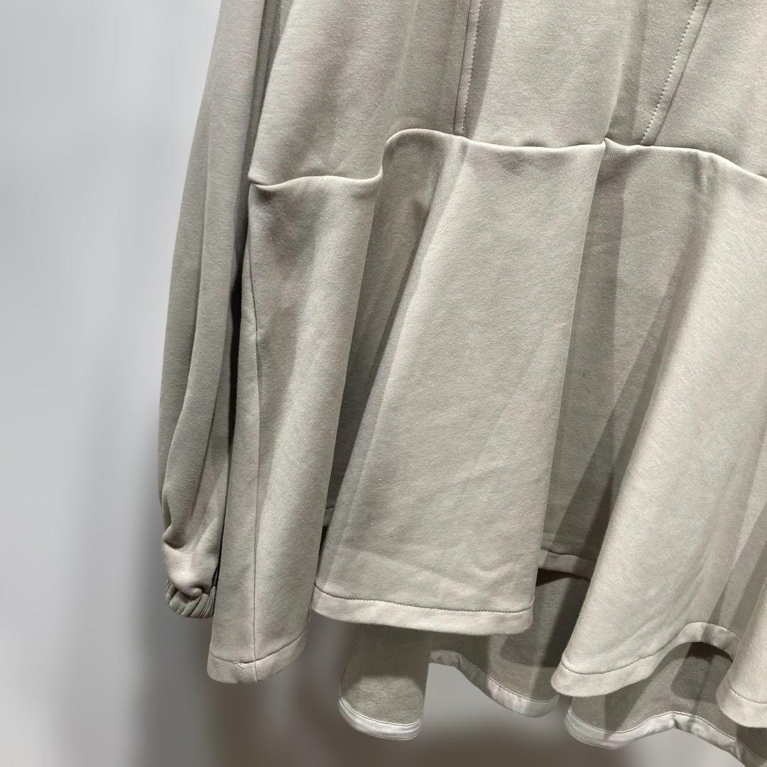 ayane フレアパーカー　グレージュ