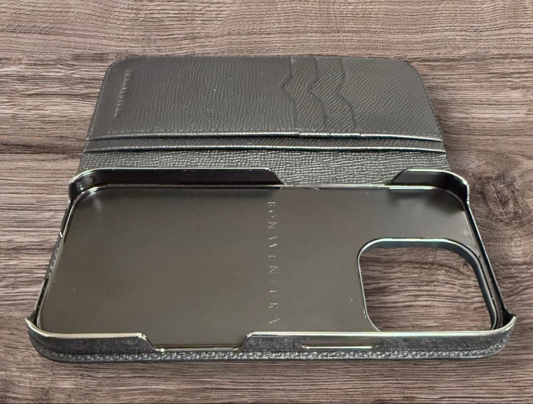 ボナベンチュラ iPhone 16 Pro用 ノービレレザー手帳型ケース（黒）