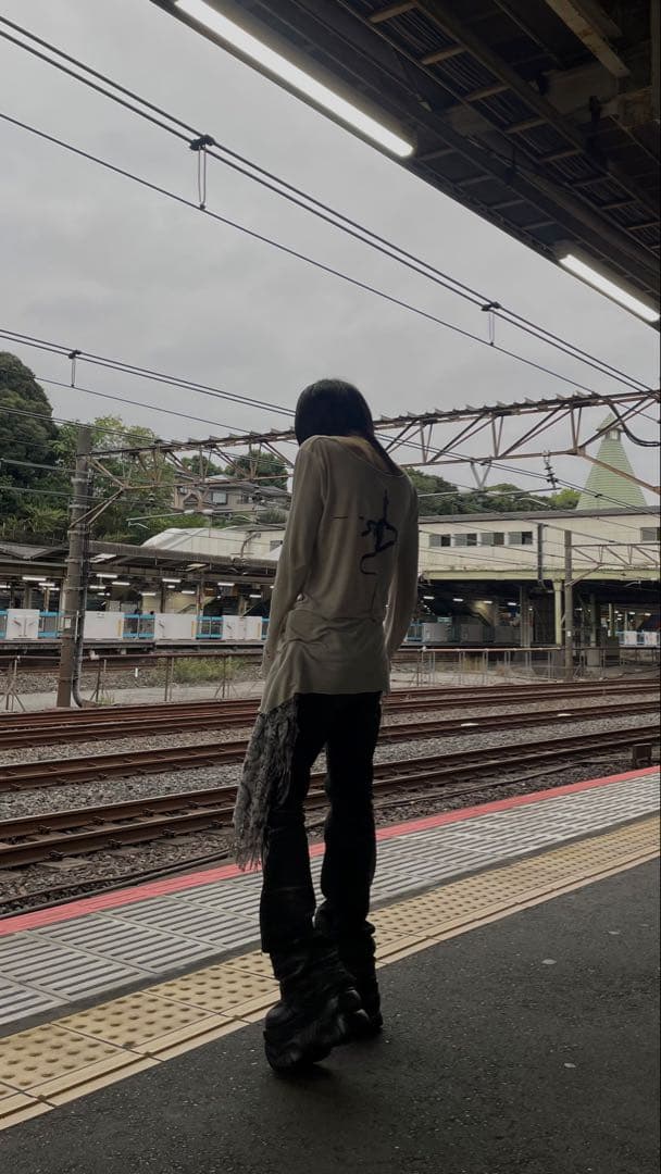 kmrii サーペントクロス カットソー