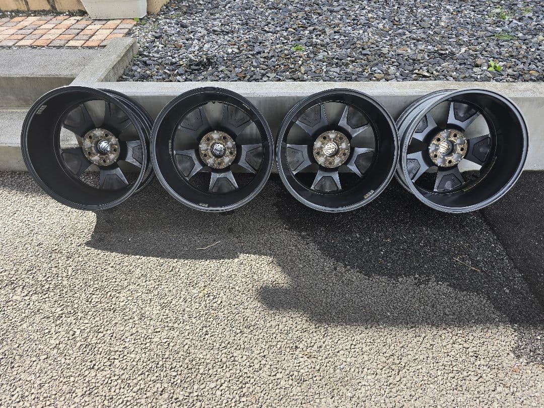 日産リーフ純正ホイール 17インチ6.5j 45 4本 1本傷あり