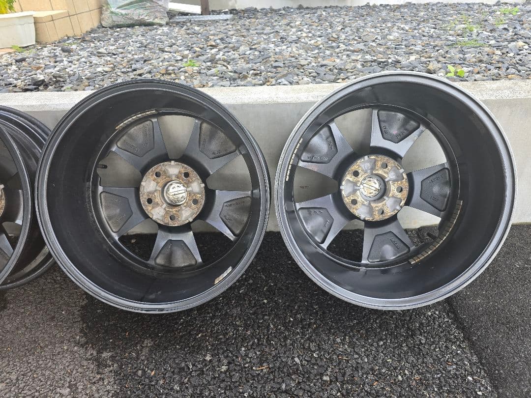 日産リーフ純正ホイール 17インチ6.5j 45 4本 1本傷あり