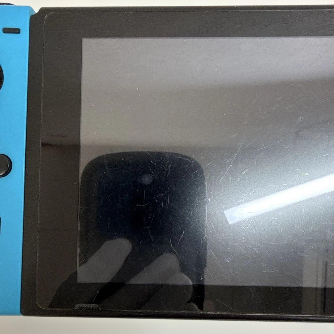 Nintendo Switch 本体 赤/青 Joy-Con 付属品付き　☺︎