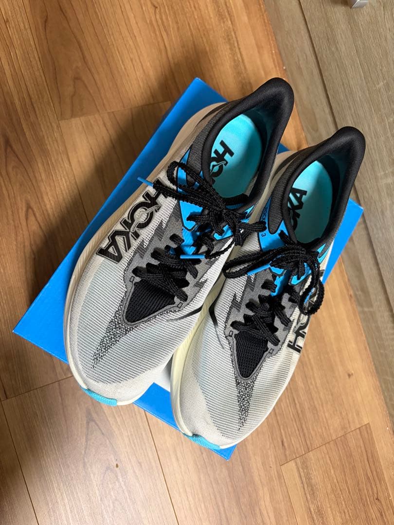 スパイク・シューズ HOKA Rocket X3 27.5cm