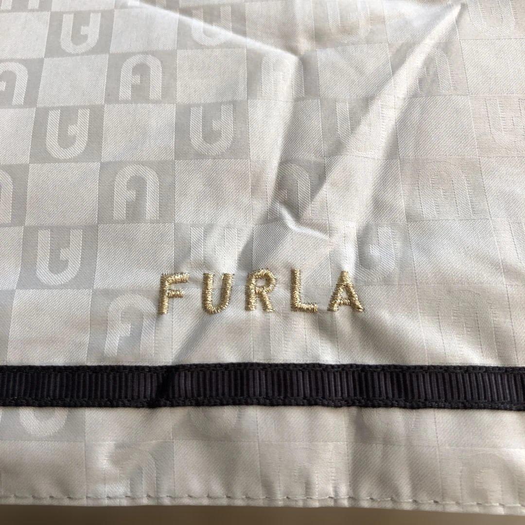 フルラ 日傘　晴雨兼用　遮熱遮光　折りたたみ傘　アーチロゴ　グレー系