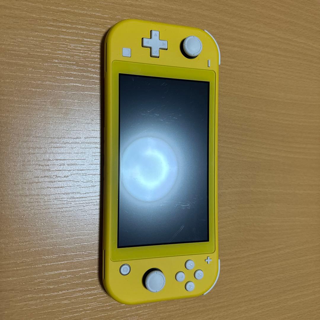 Nintendo Switch Lite イエロー あつまれ どうぶつの森付き