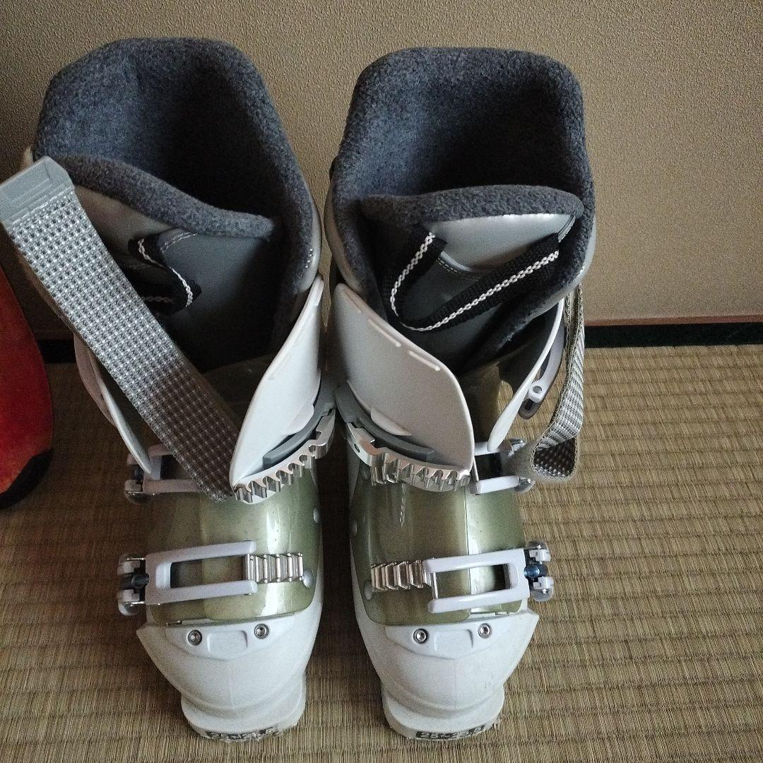 スキー板セット（板、ストック、ブーツ）