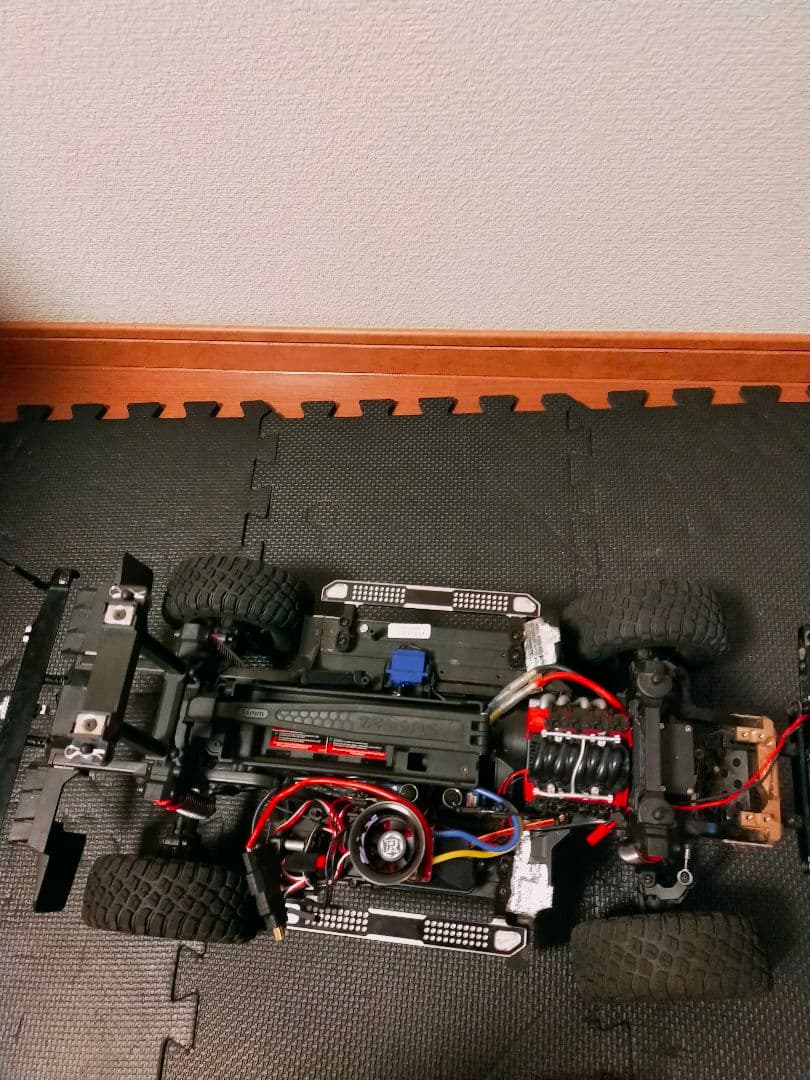 トラクサス　TRX4 ディフェンダー　カスタム