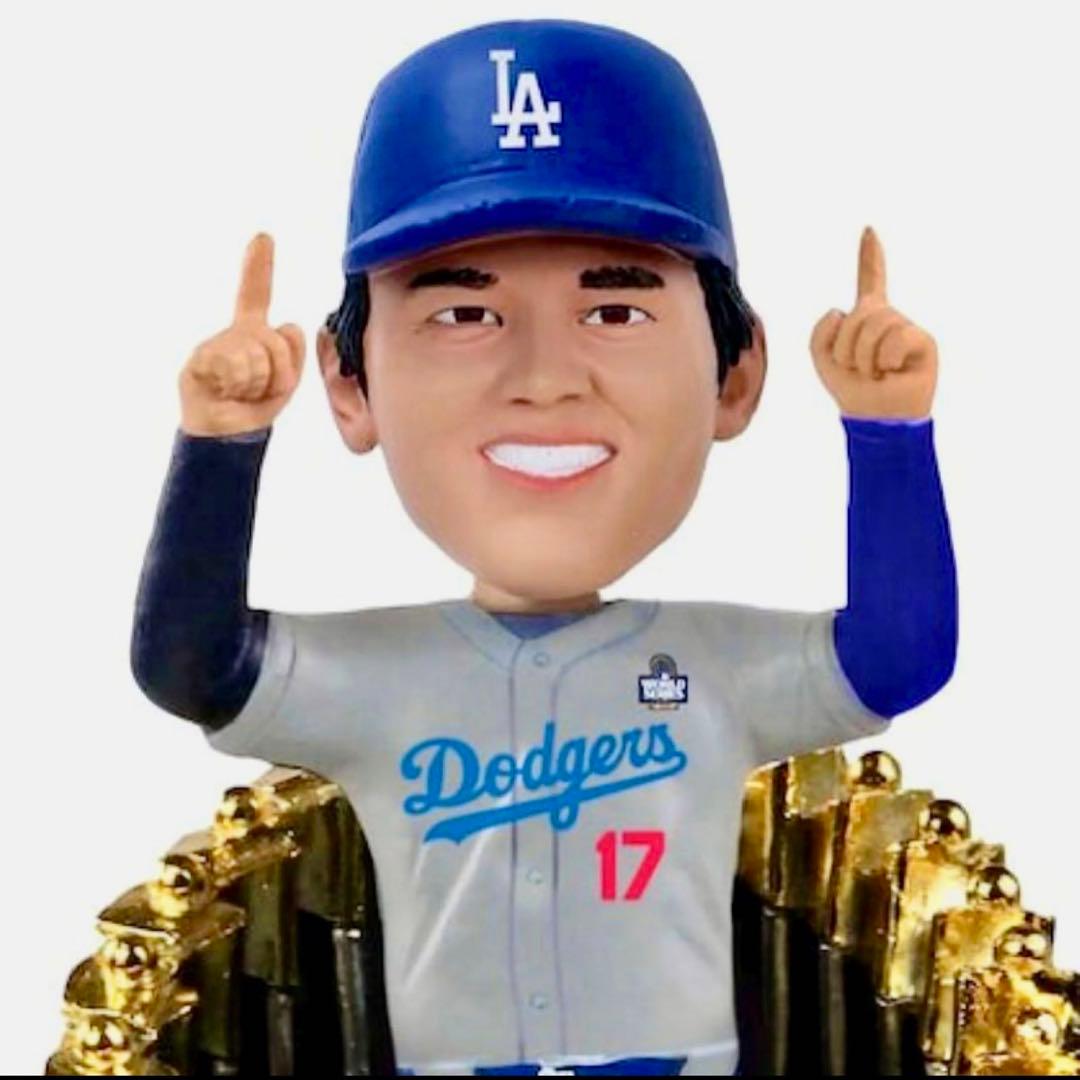 大谷翔平トロフィーボブルヘッド 優勝記念限定 ワールドシリーズチャンピオン