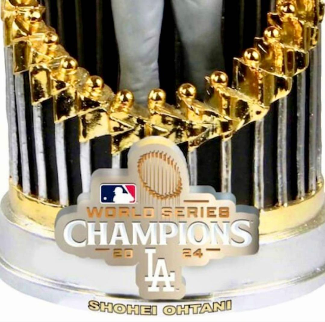大谷翔平トロフィーボブルヘッド 優勝記念限定 ワールドシリーズチャンピオン