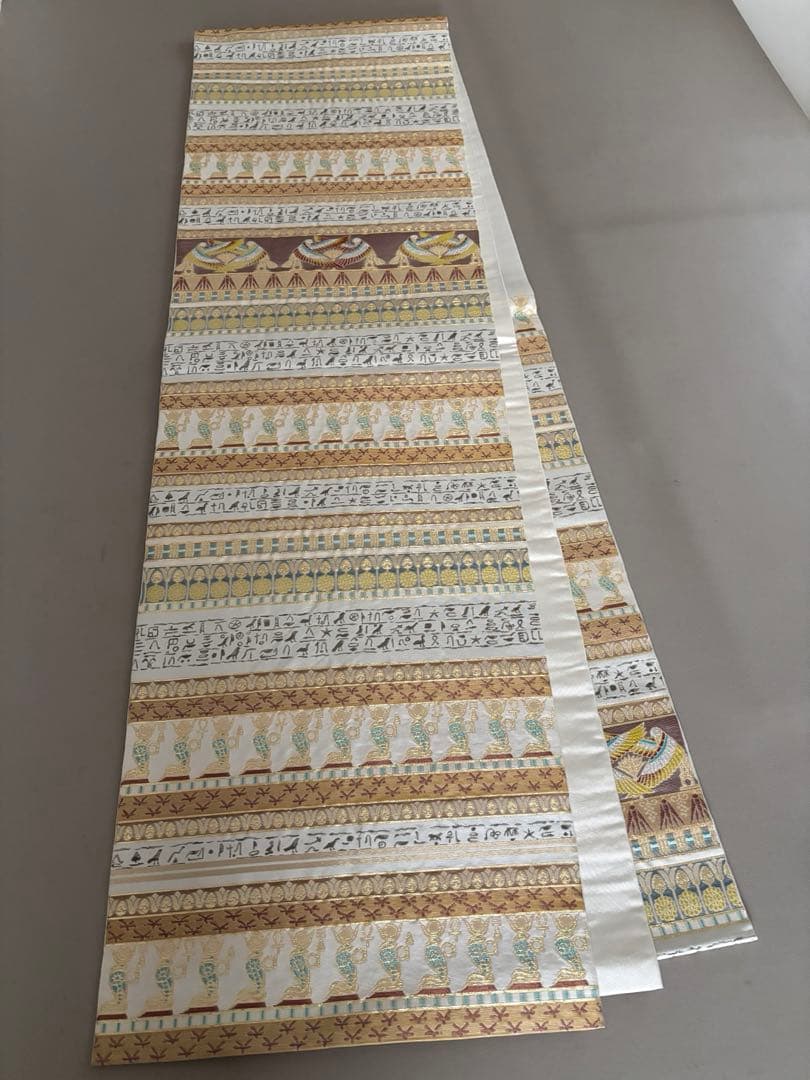 川島織物 アイボリー インカ文様 六通柄 本袋帯