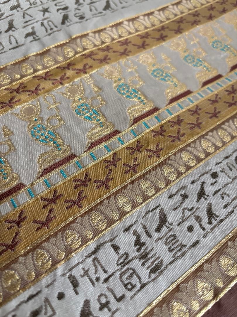 川島織物 アイボリー インカ文様 六通柄 本袋帯