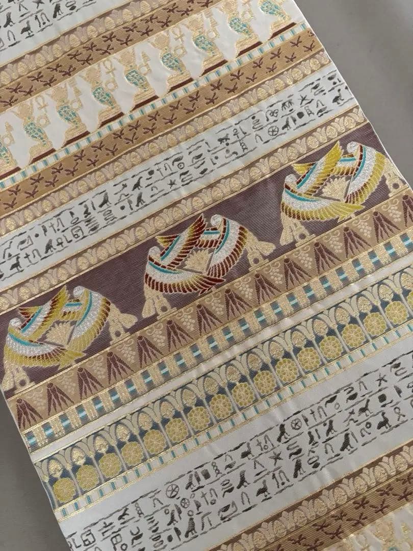 川島織物 アイボリー インカ文様 六通柄 本袋帯