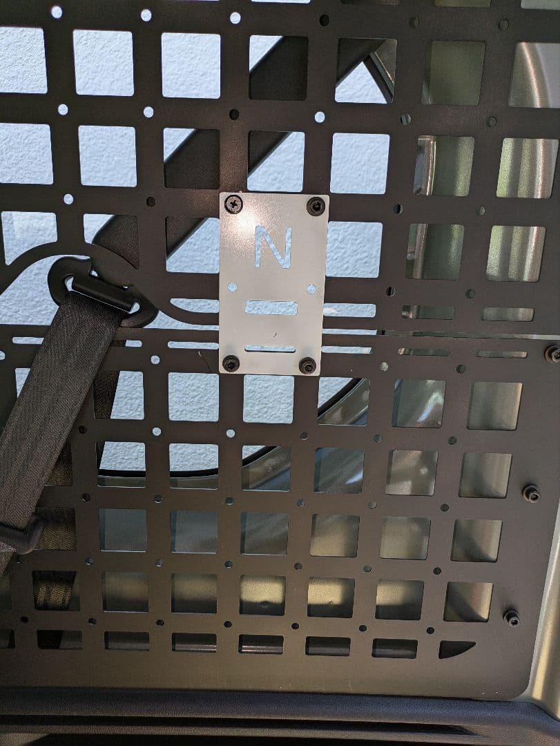 N-VANインナーメッシュパネル 板厚1.2ミリ　左右セット　無塗装品