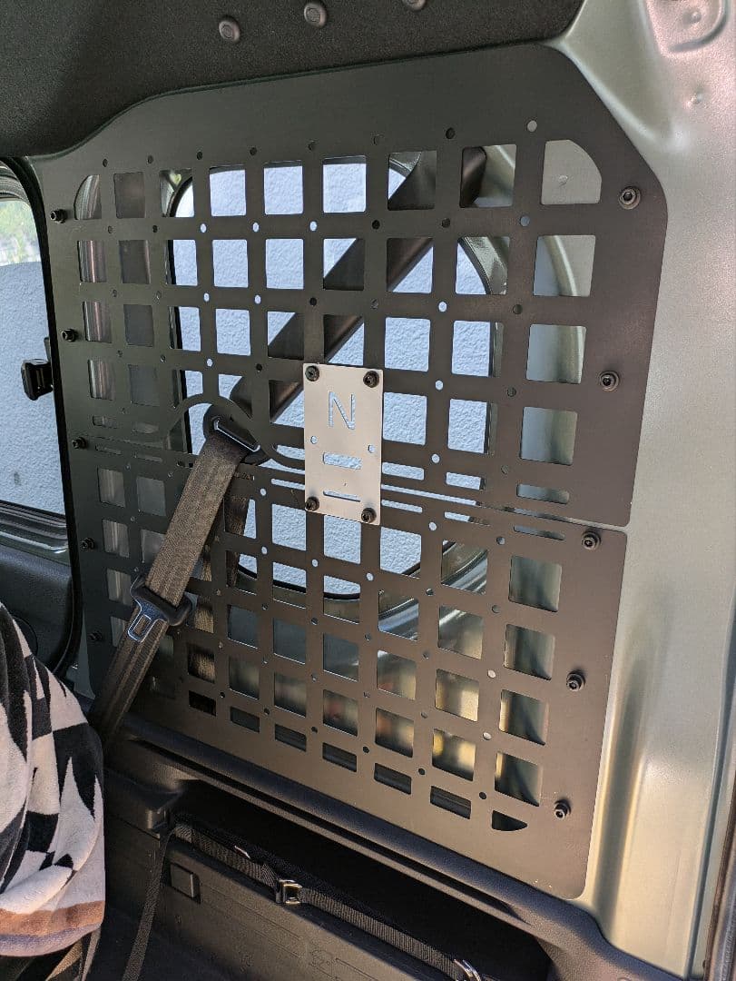 N-VANインナーメッシュパネル 板厚1.2ミリ　左右セット　無塗装品