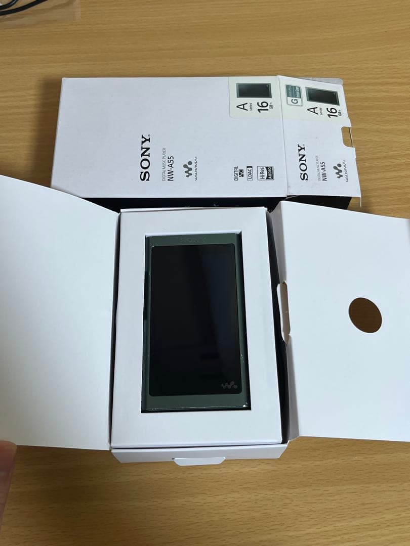 ウォークマン　Sony NW-A55(箱、説明書、USBケーブル付属)