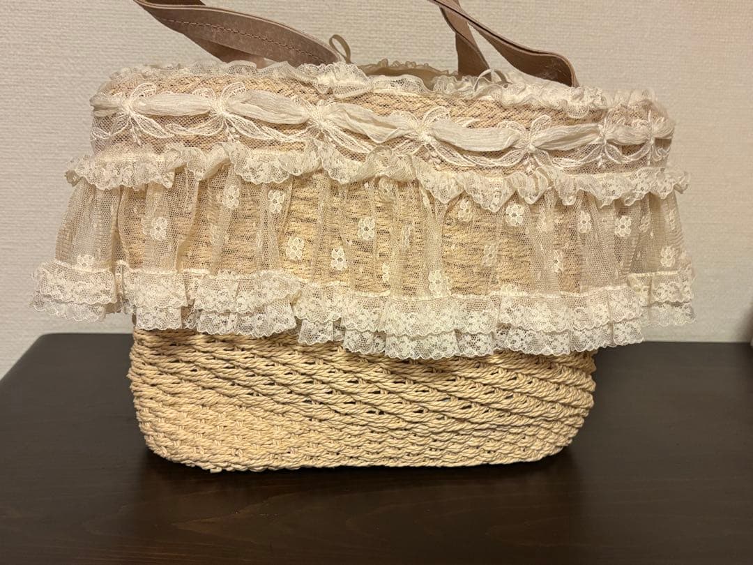 さえら◇ヒスクローネ◇かごバッグ◇レース装飾◇美品◇肩かけ