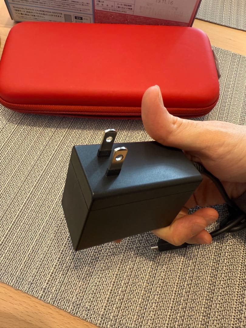 【お得 4点セット】Nintendo Switch Lite ポケモンデザイン