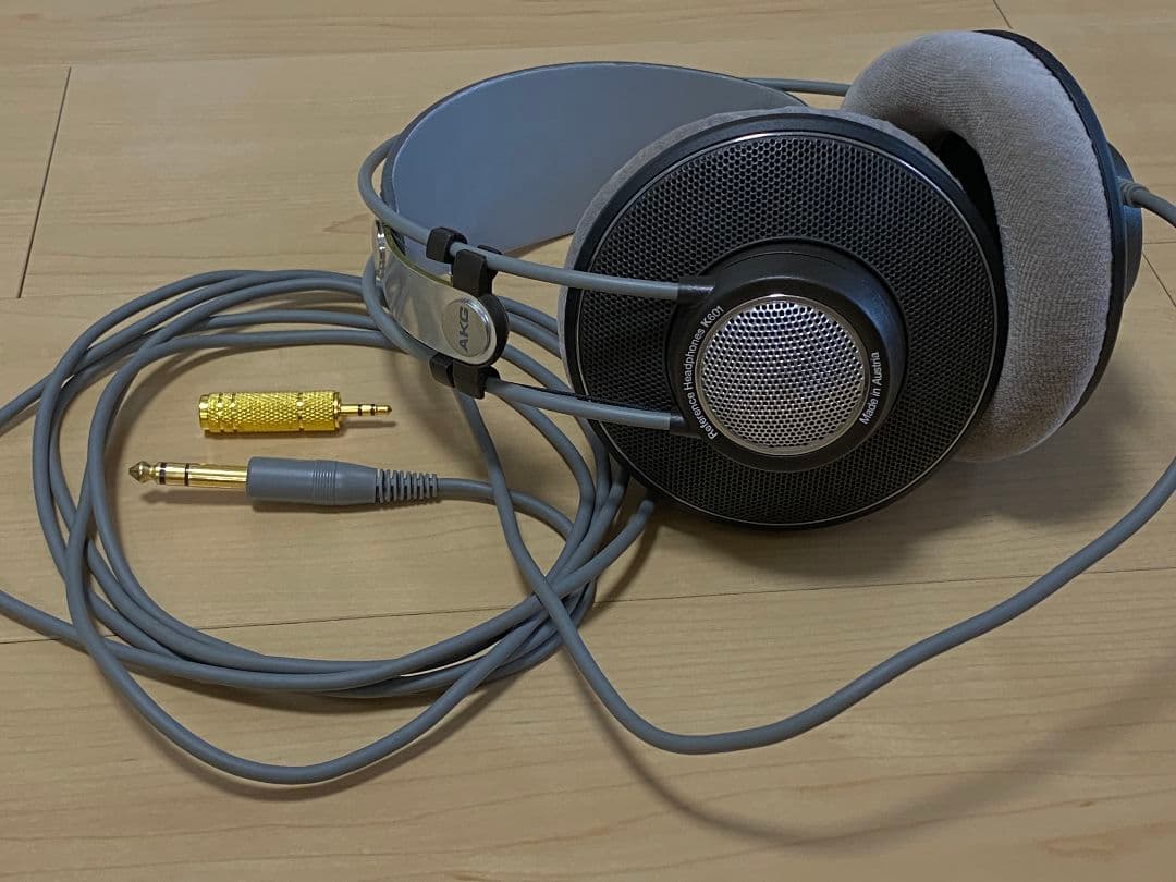 AKG K601　ヘッドホン