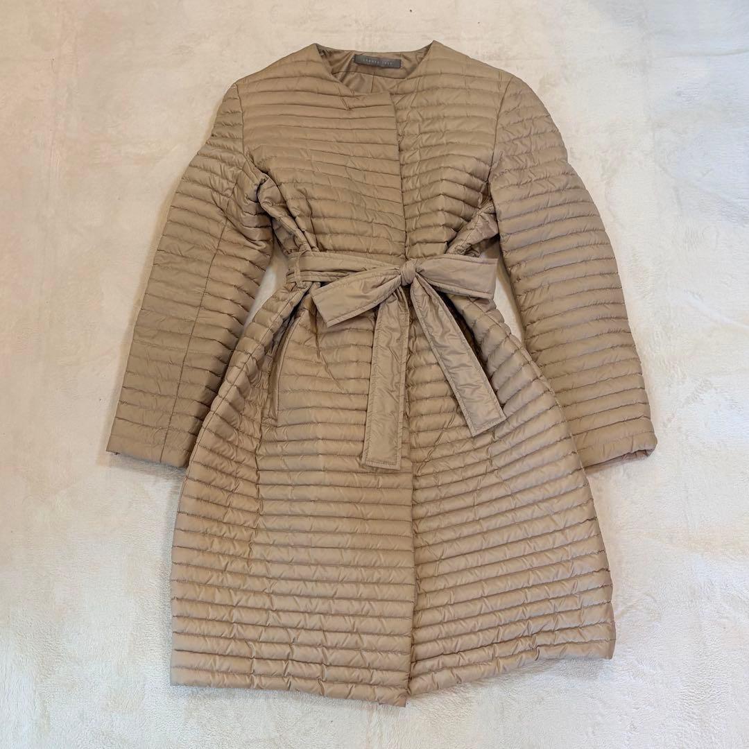 theory luxe ノーカラー ダウンコート 40 ベージュ ベルト付