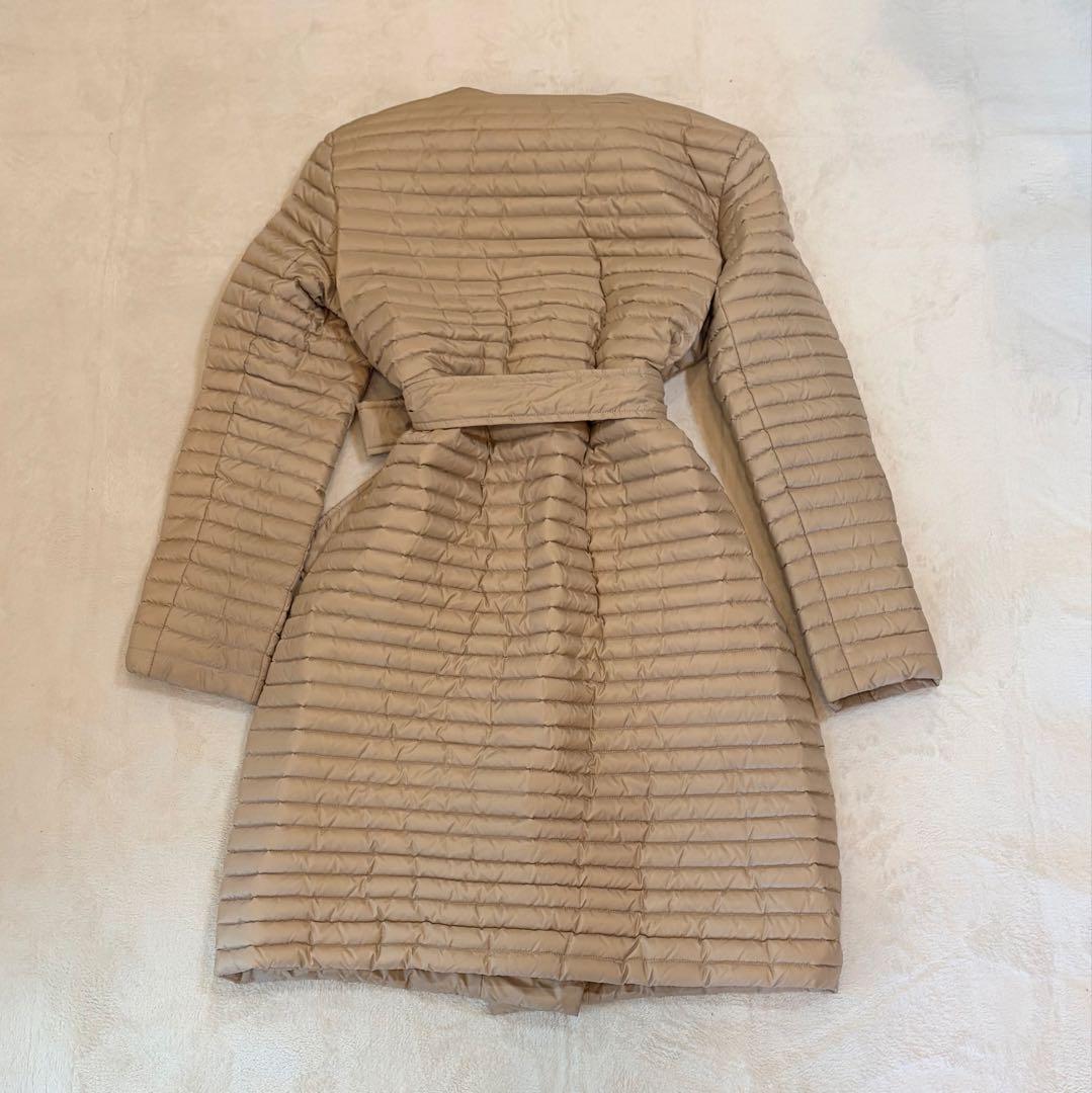 theory luxe ノーカラー ダウンコート 40 ベージュ ベルト付
