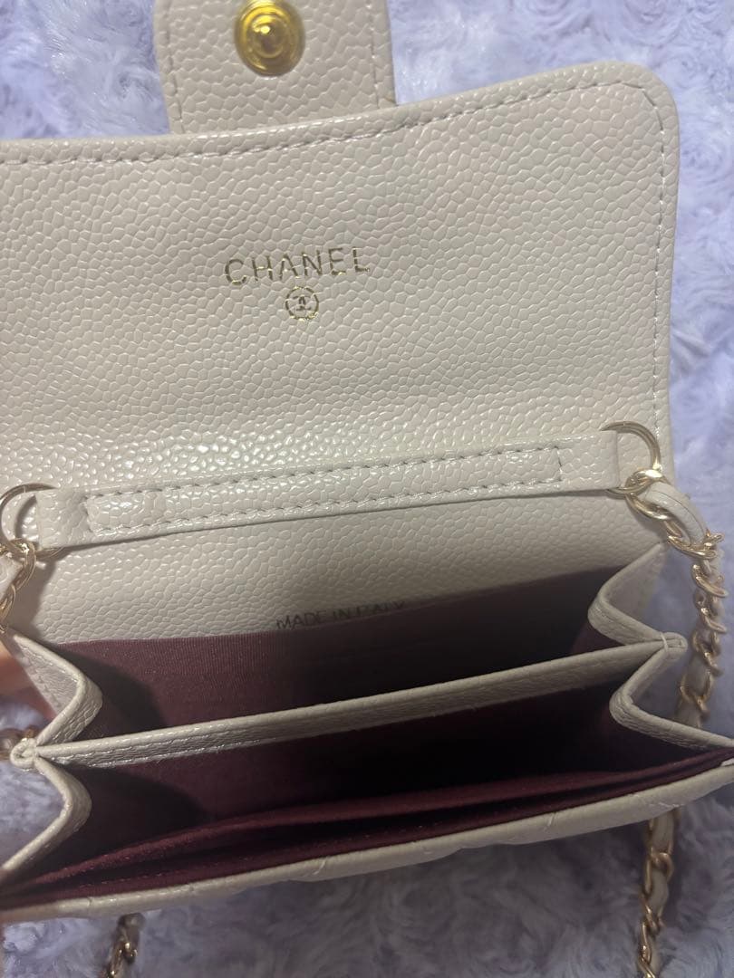 ミニチェーンウォレット　ホワイト　ノベルティ