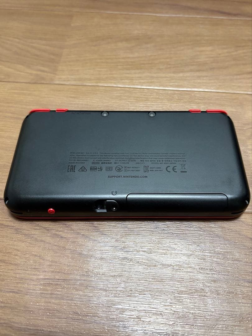 ニンテンドー2DS LL マリオカート7パック