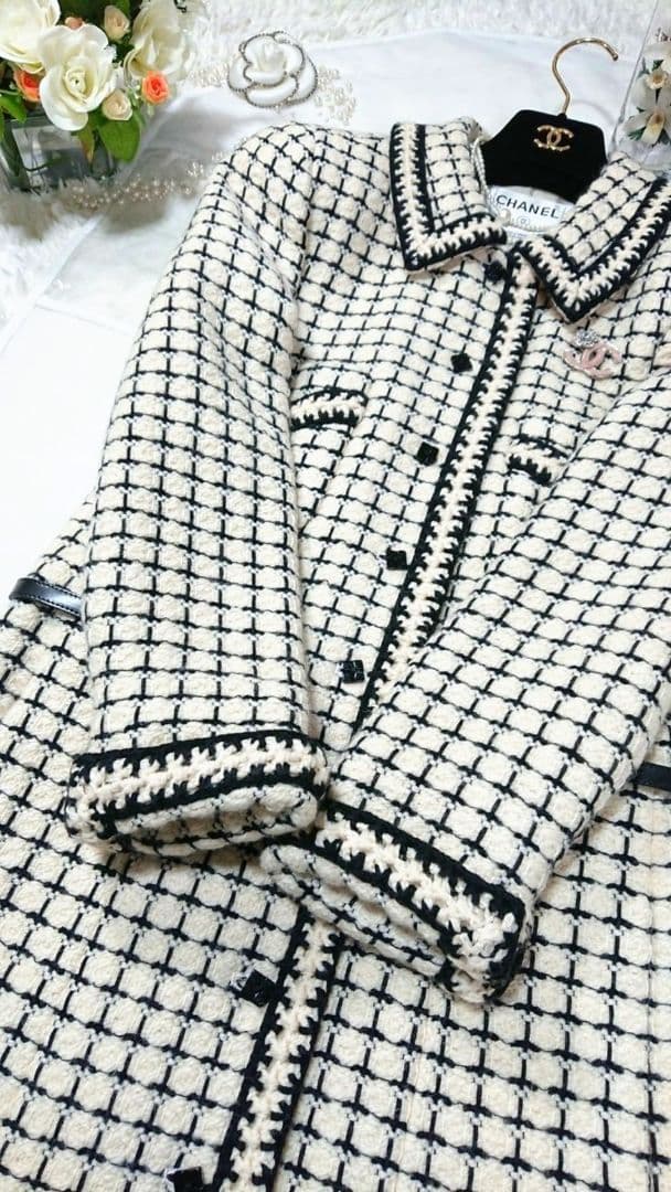 シャネル♥お上品なバイカラーの素敵コート・ジャケット♥綺麗です♥