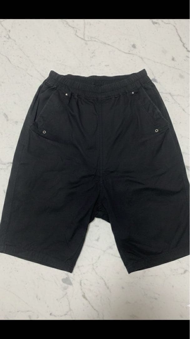 リックオウエンス　ショートパンツ