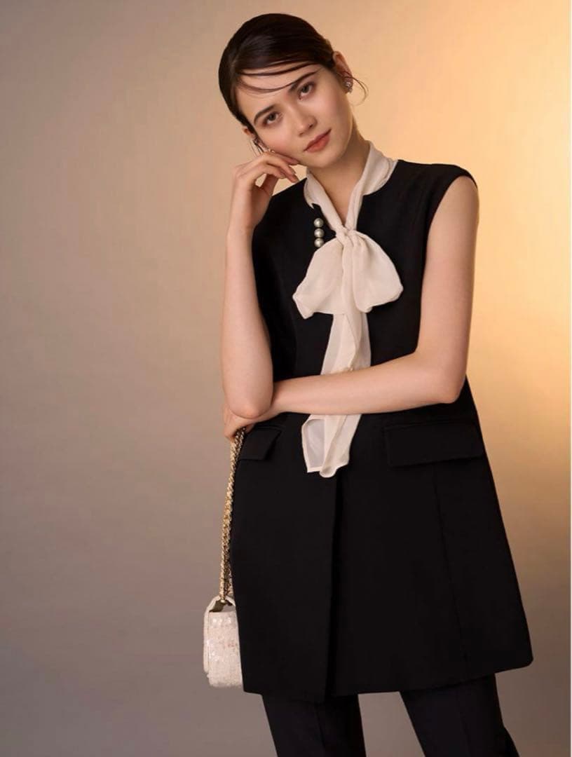 セルフォード CELFORD パールネックロングジレ　黒BLK