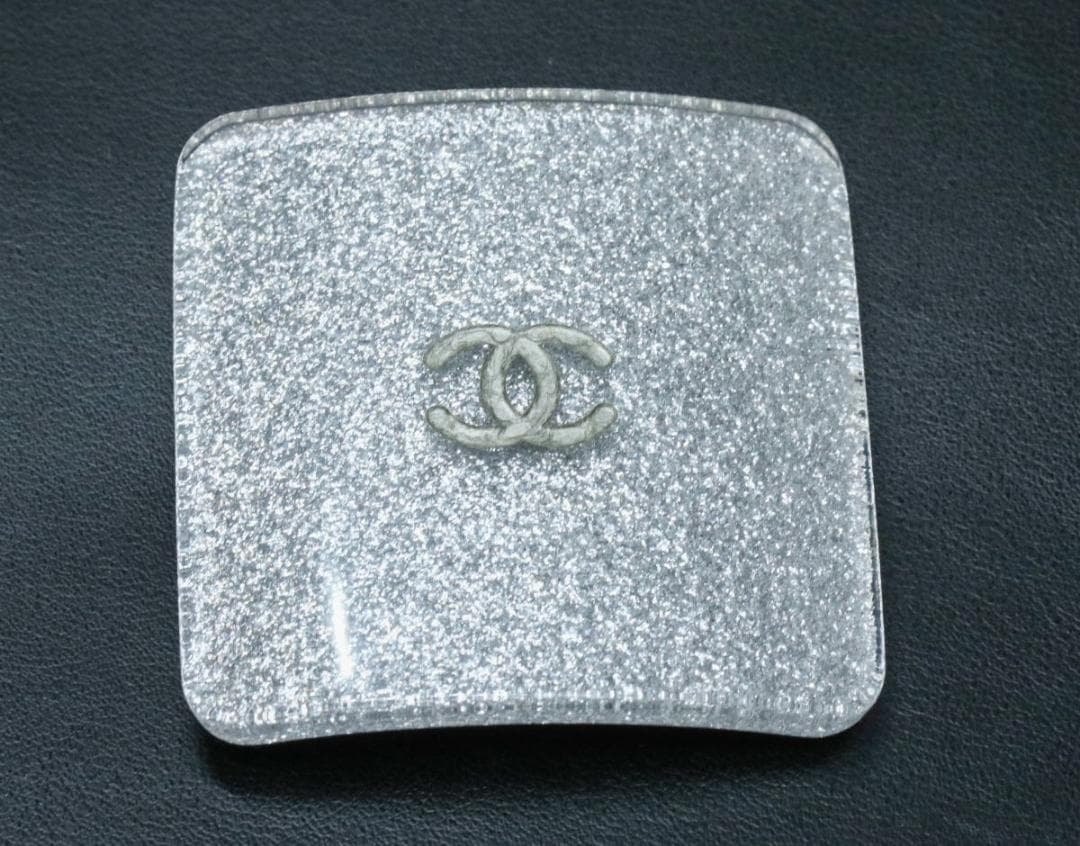 シャネル 00 バレッタ シルバーラメ スクエア ココ ヘアアクセサリー