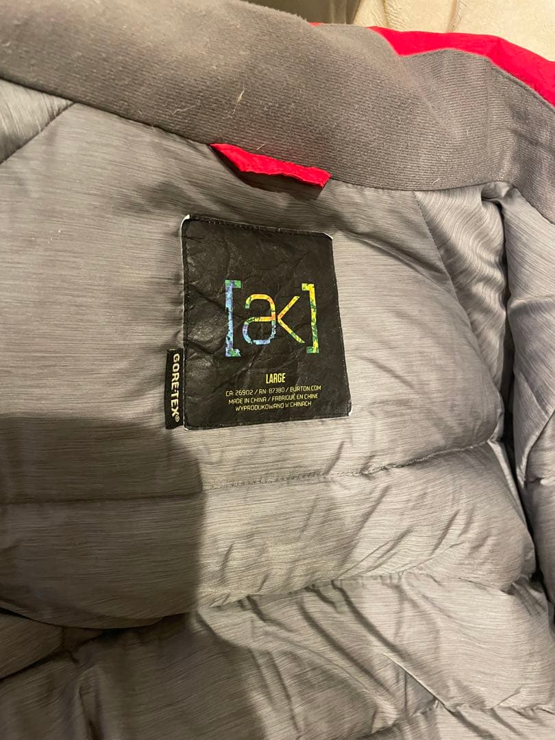 Burton ak down jacket ダウンジャケット
