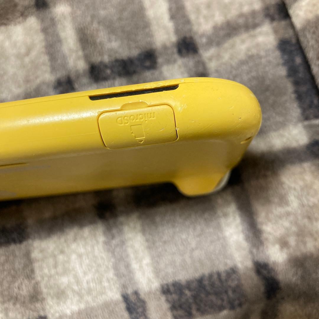 ニンテンドーSwitch 本体　イエロー