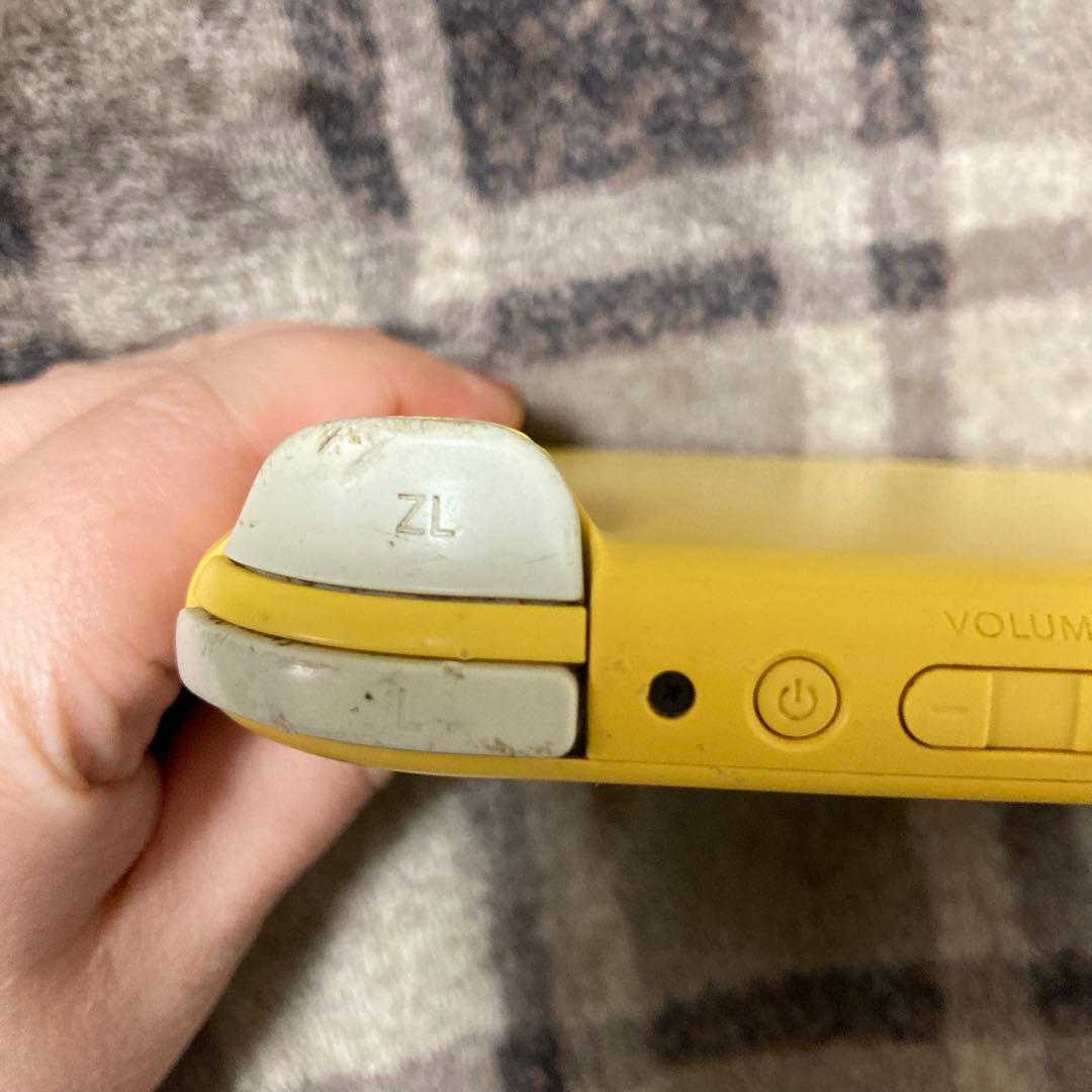 ニンテンドーSwitch 本体　イエロー