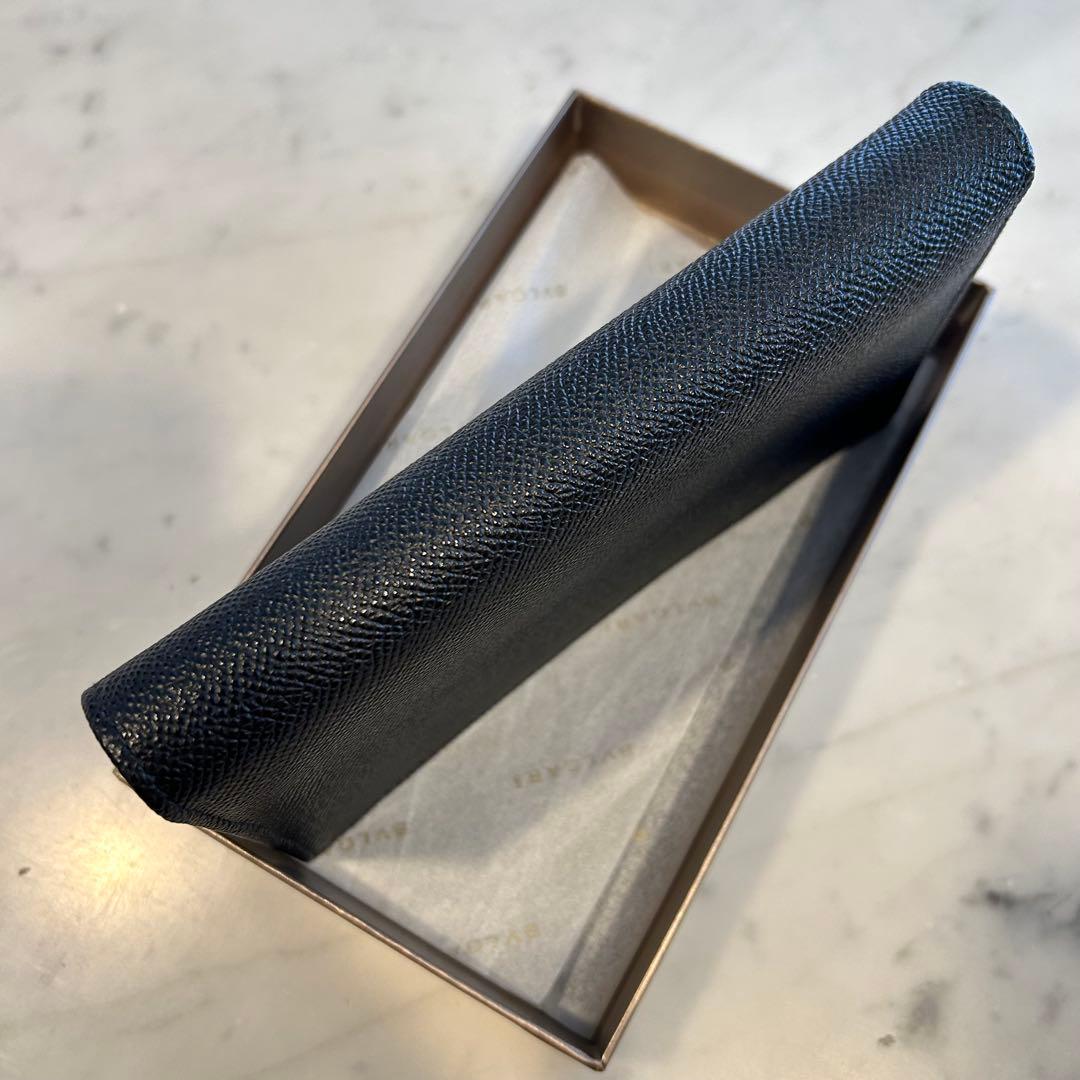 新品未使用　BVLGARI ブルガリマン　2つ折り長財布　ブラック30398