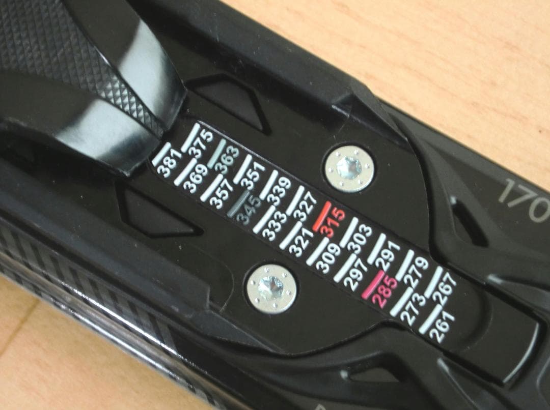 ■■送料無料■ロシニョール■メンズスキー4点セット■170/28-28.5■■