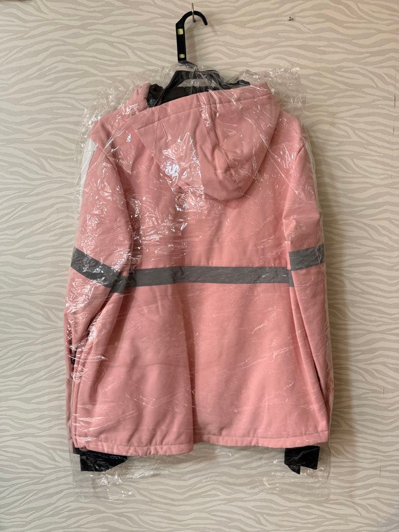 【クリーニング済み】韓国ブランド ARCTIC QUEEN スノボウェア ピンク