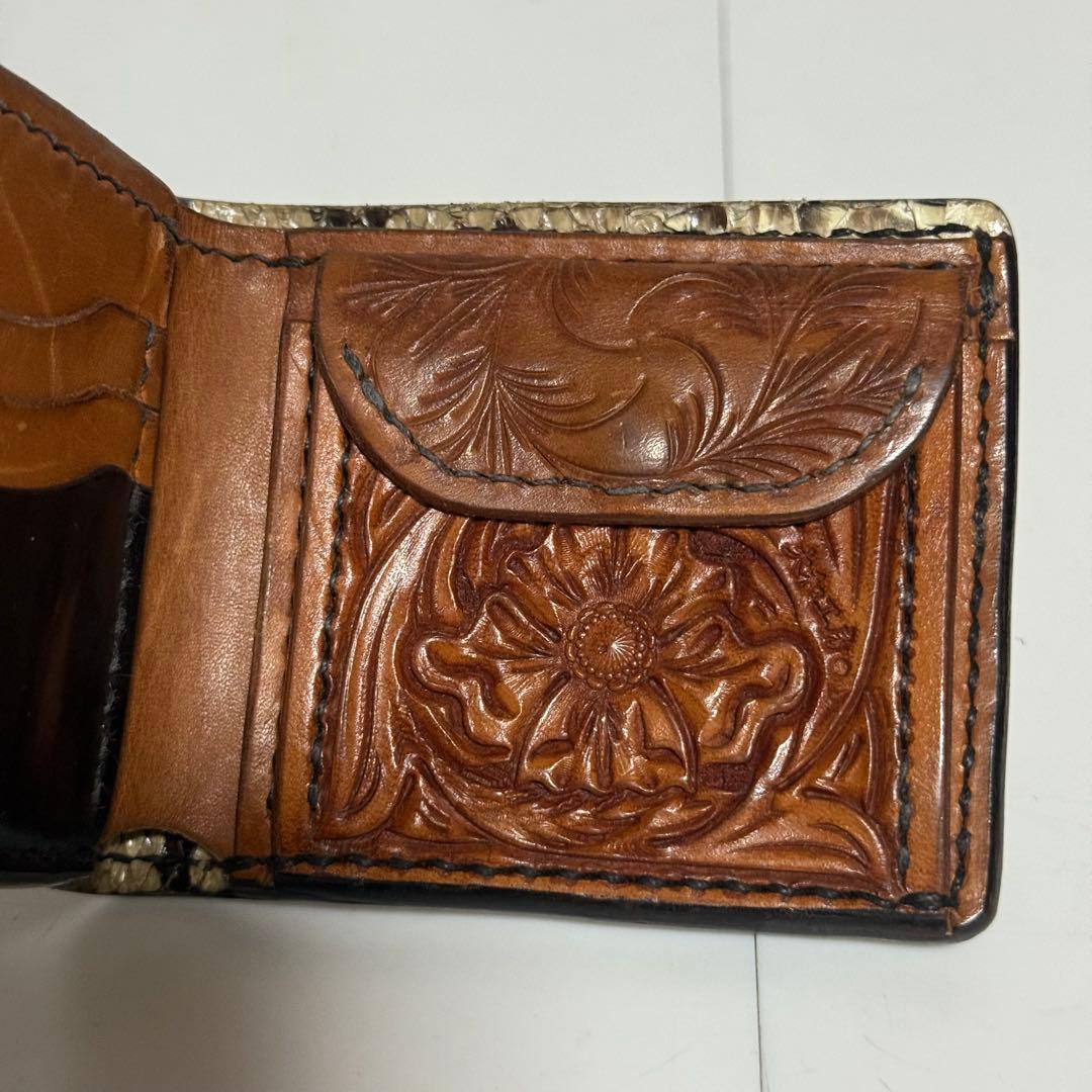⭐️極美品⭐️大和工房　マットレッドポロサス　二つ折り財布　カービング　パイソン